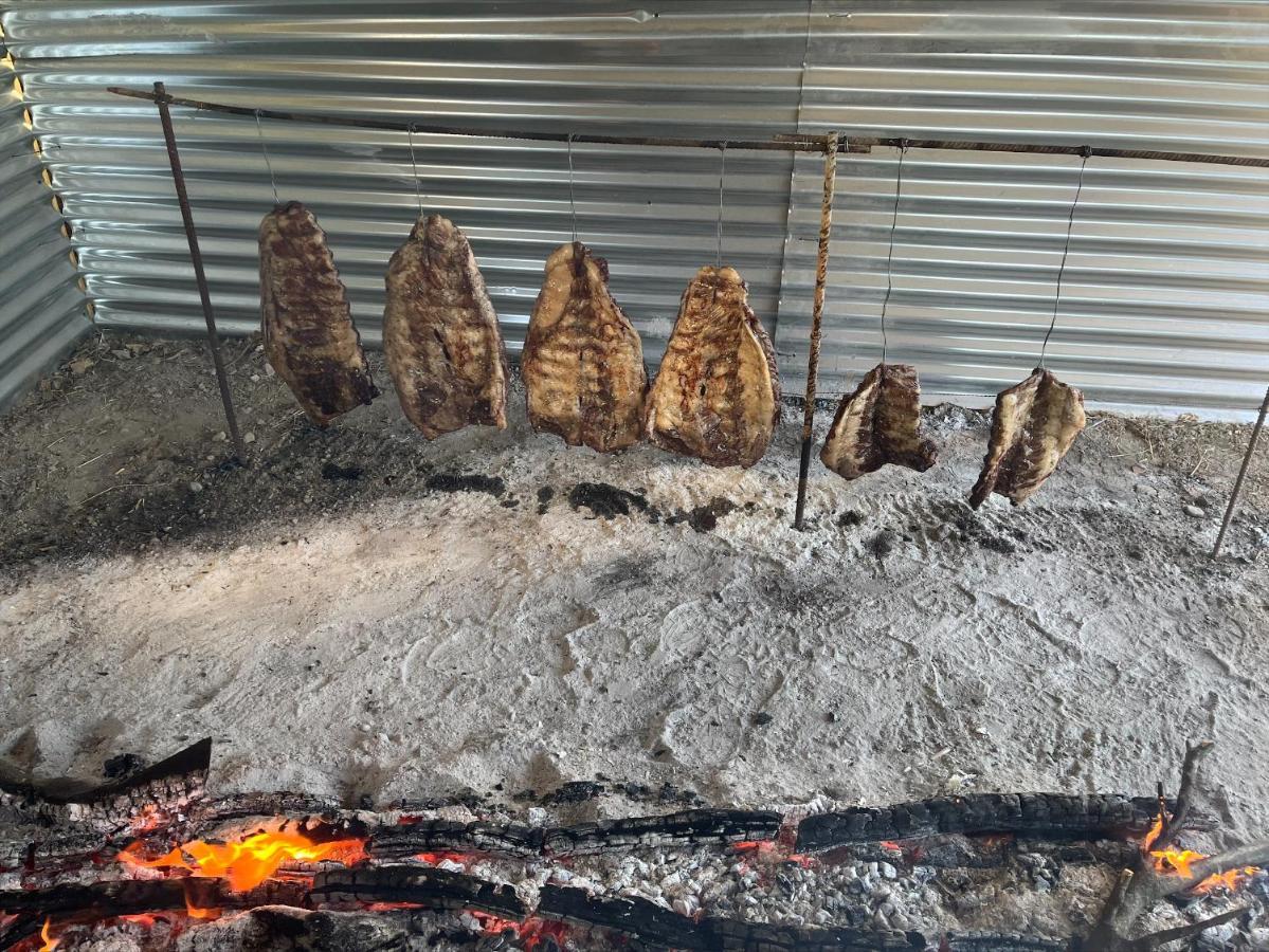 Locanda Agrogallo Carro Екстериор снимка