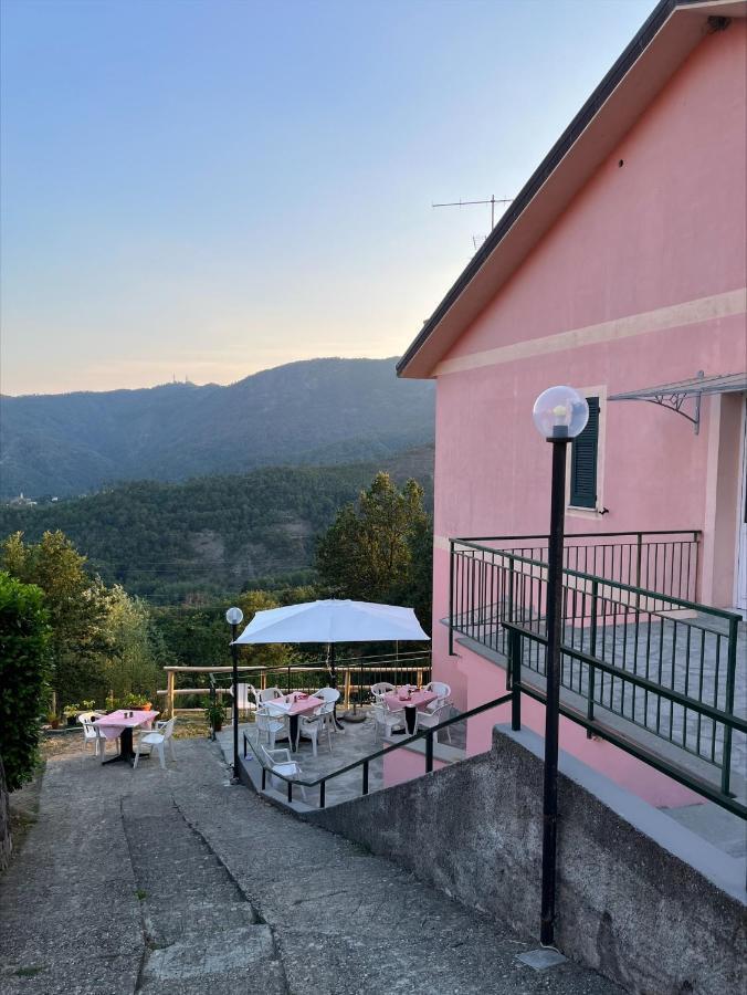 Locanda Agrogallo Carro Екстериор снимка